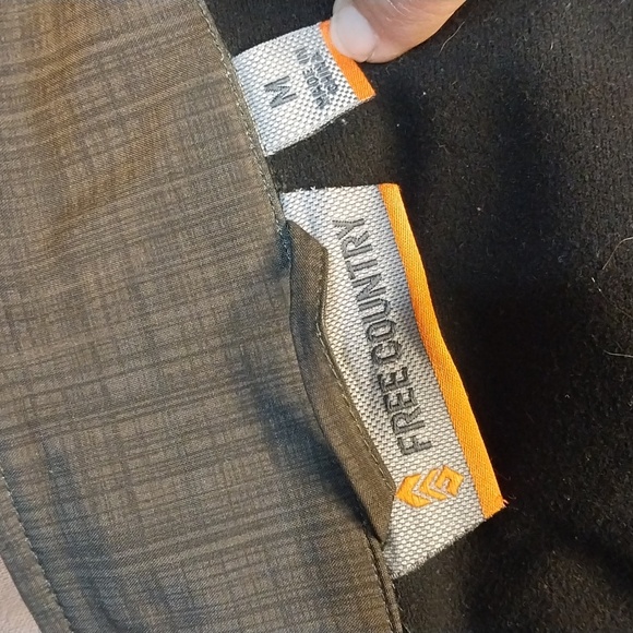 Free Coubtry Men's Jacket Size Medium  Waterproof 4 Pockets Fleece Lined - Picture 8 of 8